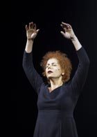 Judith Keller als Edith Piaf